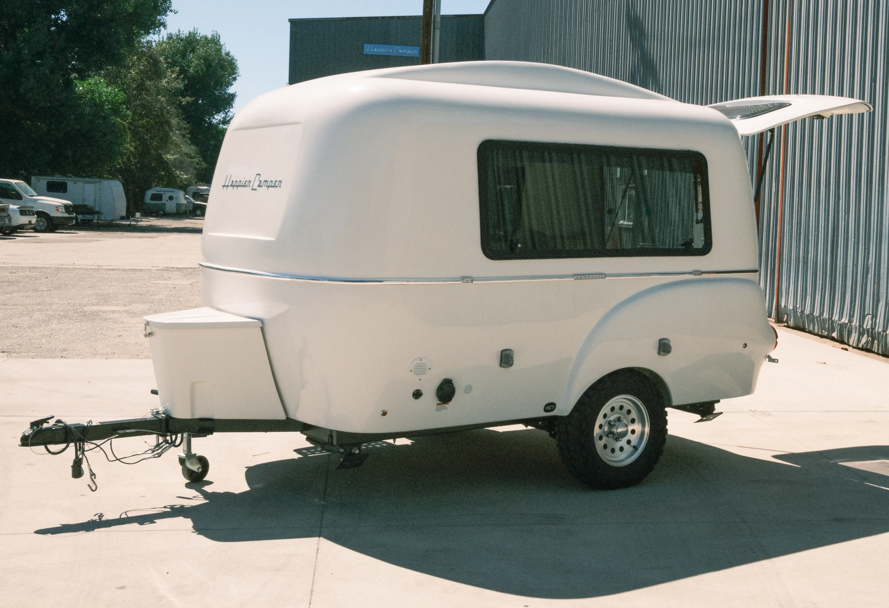 HC1 Mammoth White - Image 8