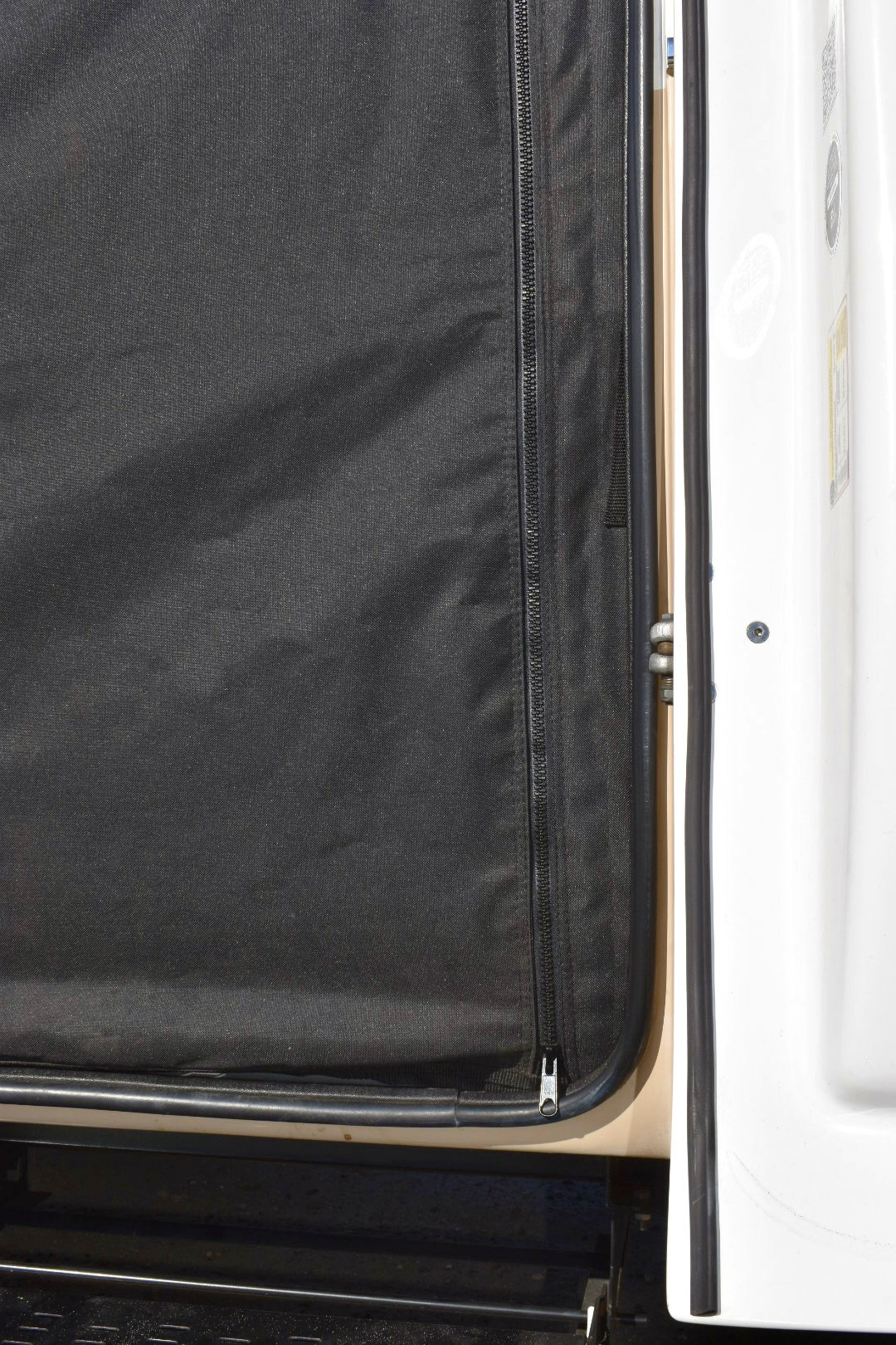Side Door Privacy Screen - Image 3